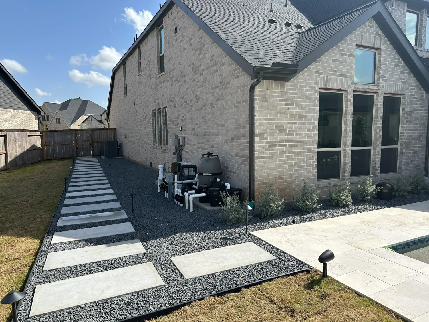 Bezuz-Landscaping-and-Design-Residential-Landscaping-in-Katy-TX-095